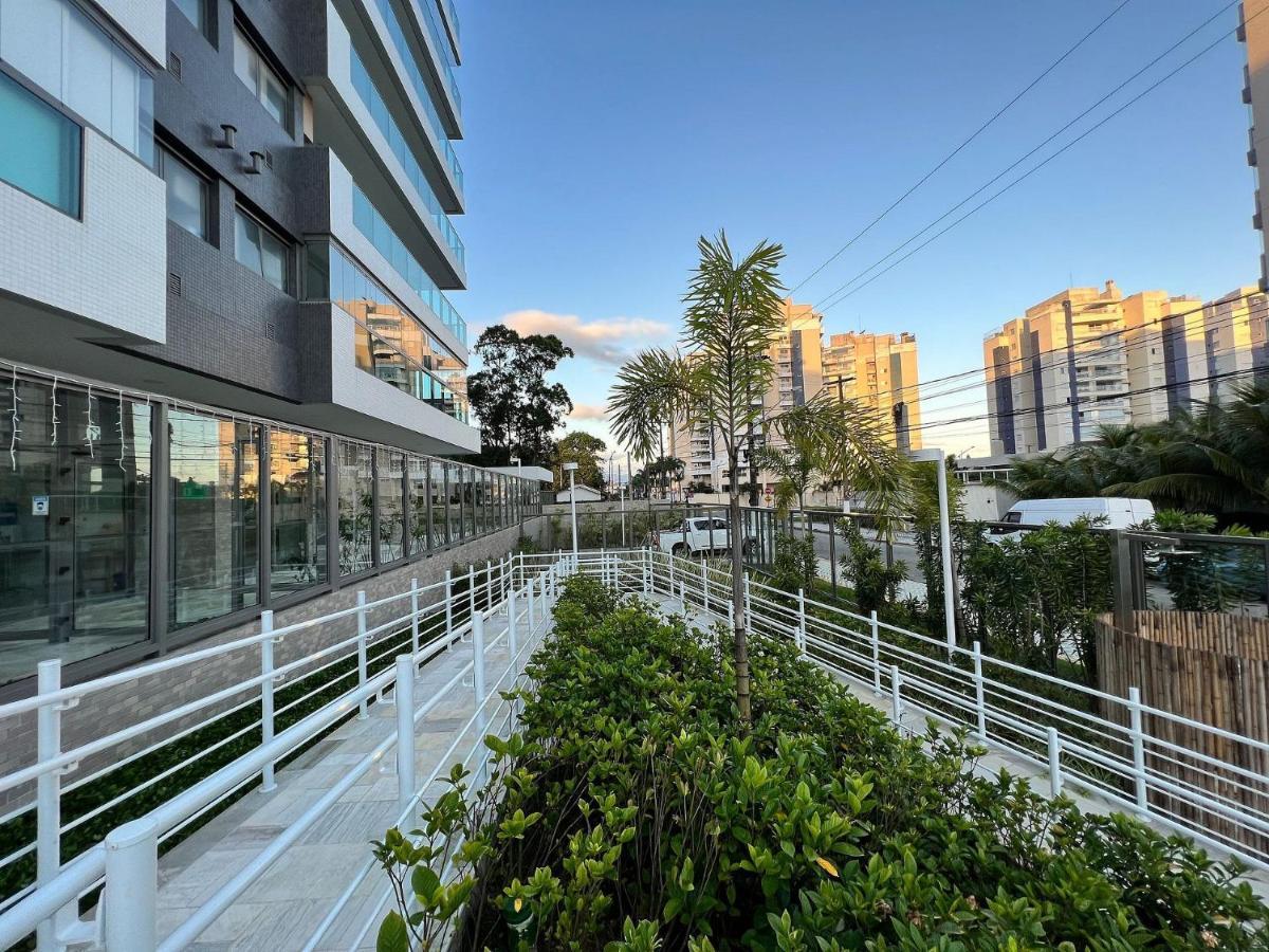Home 49 I Apto Pe Na Areia E Piscina Aquecida Em 베르치오가 외부 사진