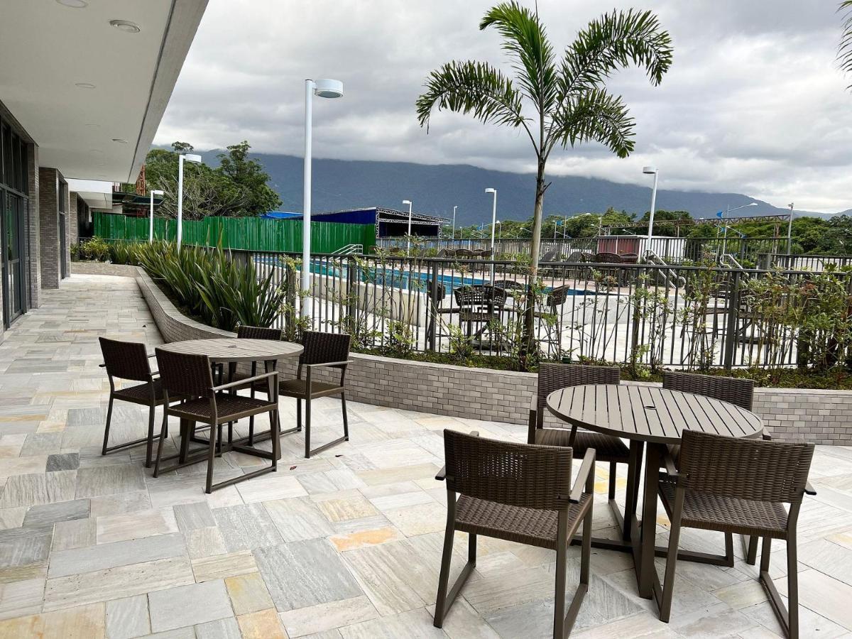 Home 49 I Apto Pe Na Areia E Piscina Aquecida Em 베르치오가 외부 사진